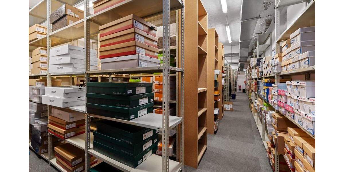 Mehrfamilienhaus, Wohnhaus Krefeld Stadtmitte - 2 Zimmer, 404 m&sup2;, 2.550.000&euro; | Angebot:25686681