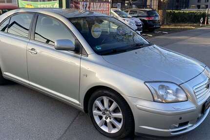 Toyota Avensis 61.585 km 7.250 &euro; Essen 45239