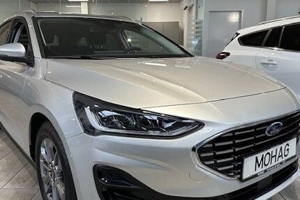 Ford Focus 22.500 km 22.990 &euro; Essen 45141