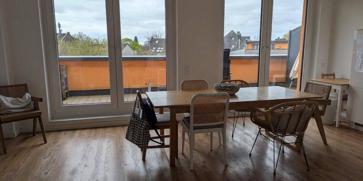 Terrassenwohnung Krefeld Stadtmitte - 4 Zimmer, 110 m&sup2;, 1.320&euro; | Angebot:26065016