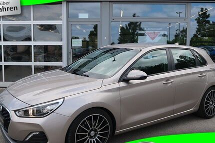 Hyundai i30 88.803 km 9.450 &euro; Marl 45772