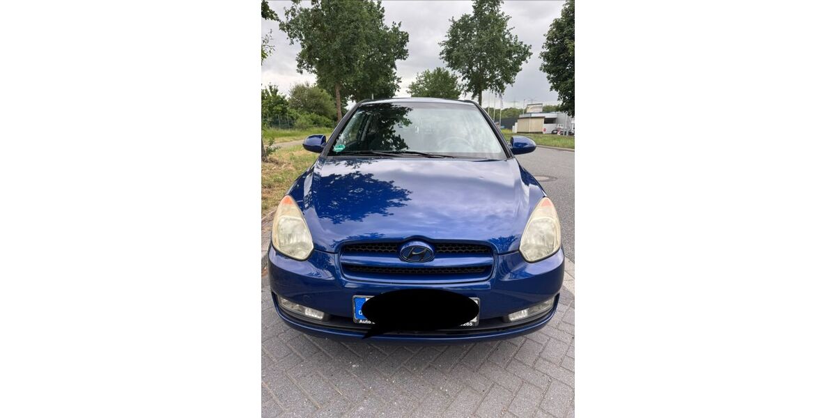 Hyundai Accent 184.300 km 1.900 &euro; Voerde 46562