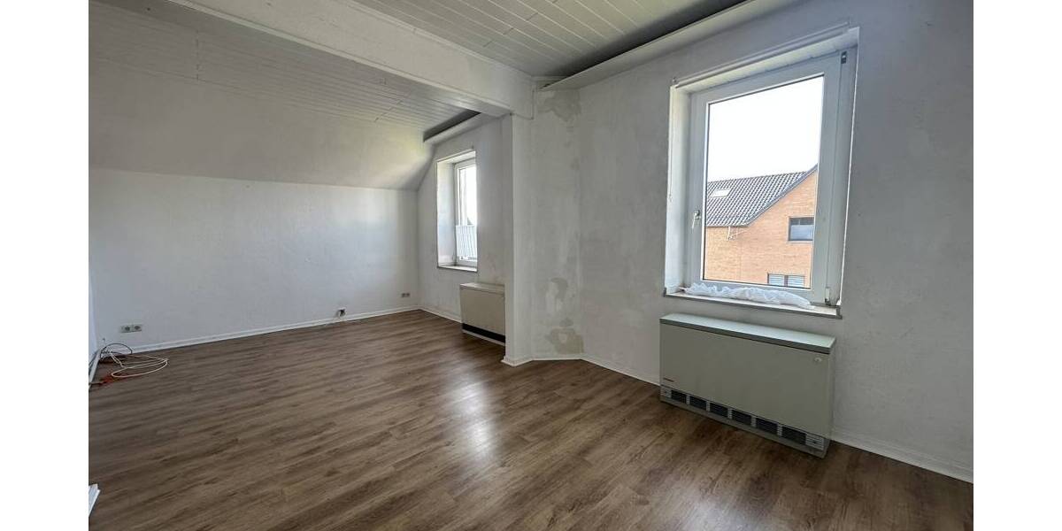 Einfamilienhaus Herten Langenbochum - 8 Zimmer, 215 m&sup2;, 350.000&euro; | Angebot:26142775