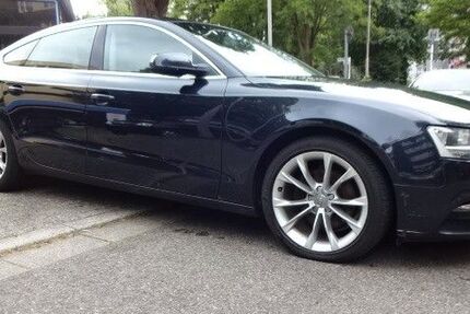 Audi A5 220.000 km 7.500 &euro; Essen 45276