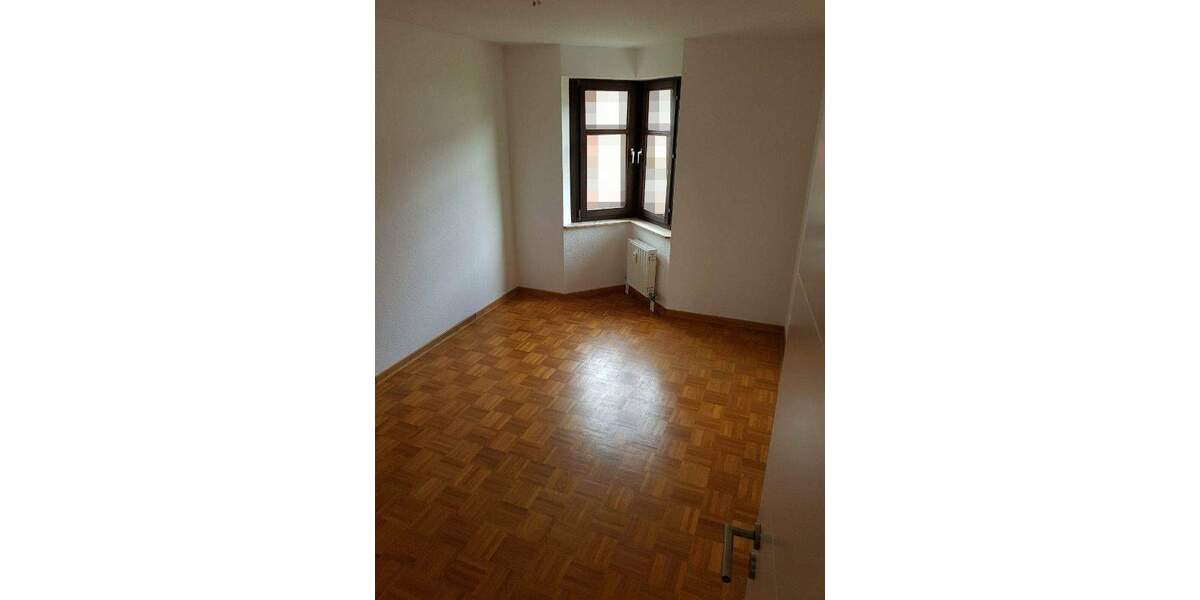 Etagenwohnung Moers Moers-Mitte - 3 Zimmer, 80 m&sup2;, 199.000&euro; | Angebot:25705844