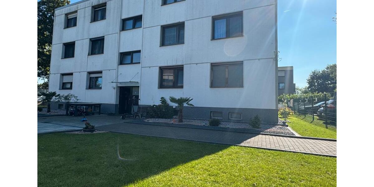 Etagenwohnung Neukirchen-Vluyn Vluyn - 3.5 Zimmer, 78 m&sup2;, 185.000&euro; | Angebot:26180549