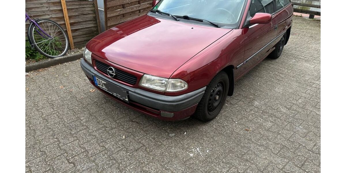 Opel Astra 172.000 km 900 &euro; Duisburg 47057