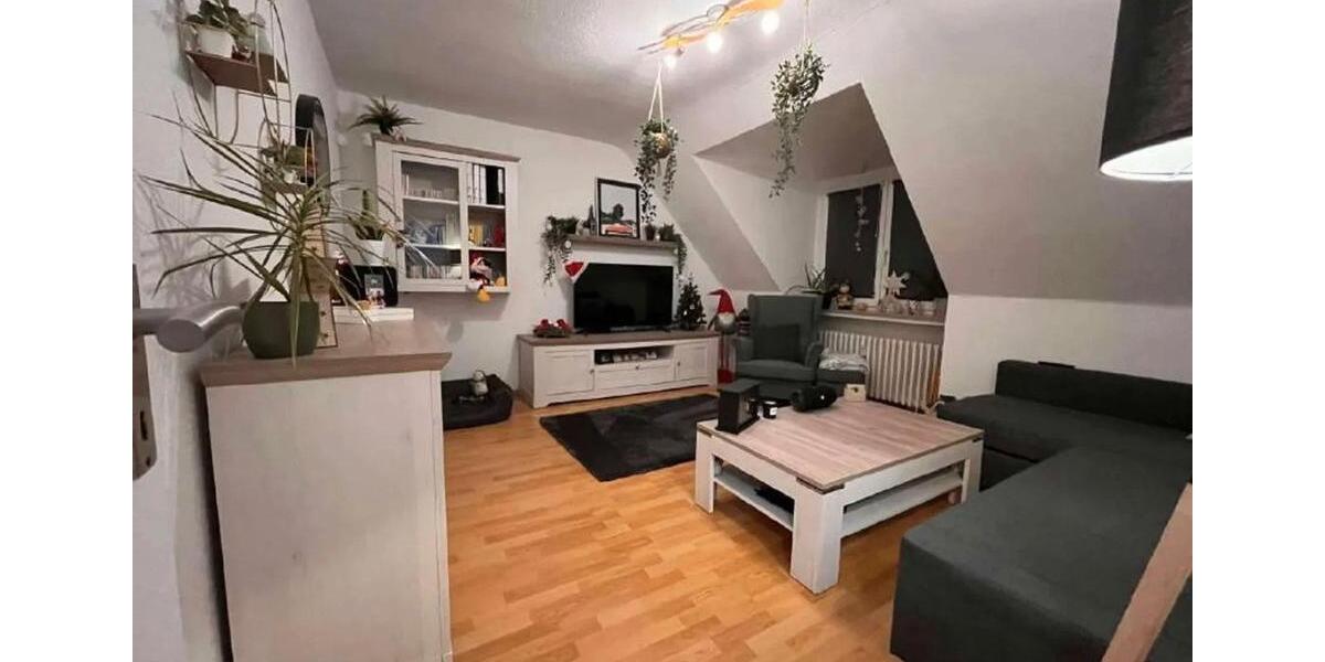 Dachgeschoßwohnung Essen Stadtbezirk IV - 2 Zimmer, 60 m&sup2;, 110.000&euro; | Angebot:26311669