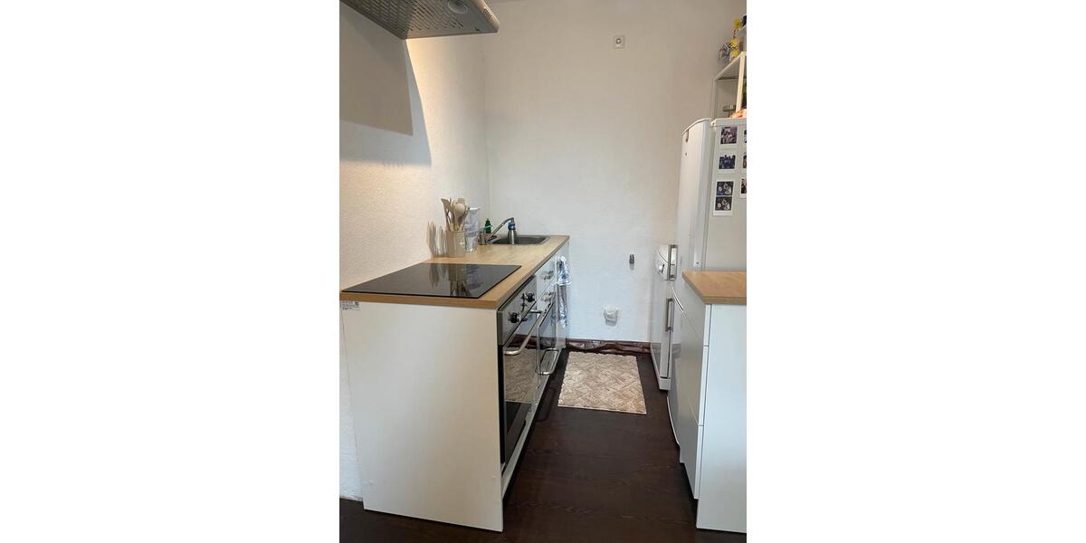 Dachgeschoßwohnung Essen Stadtbezirk II - 2 Zimmer, 40 m&sup2;, 550&euro; | Angebot:26033818