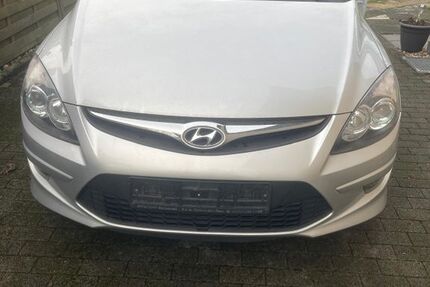 Hyundai i30 176.000 km 3.000 &euro; Herten 45699