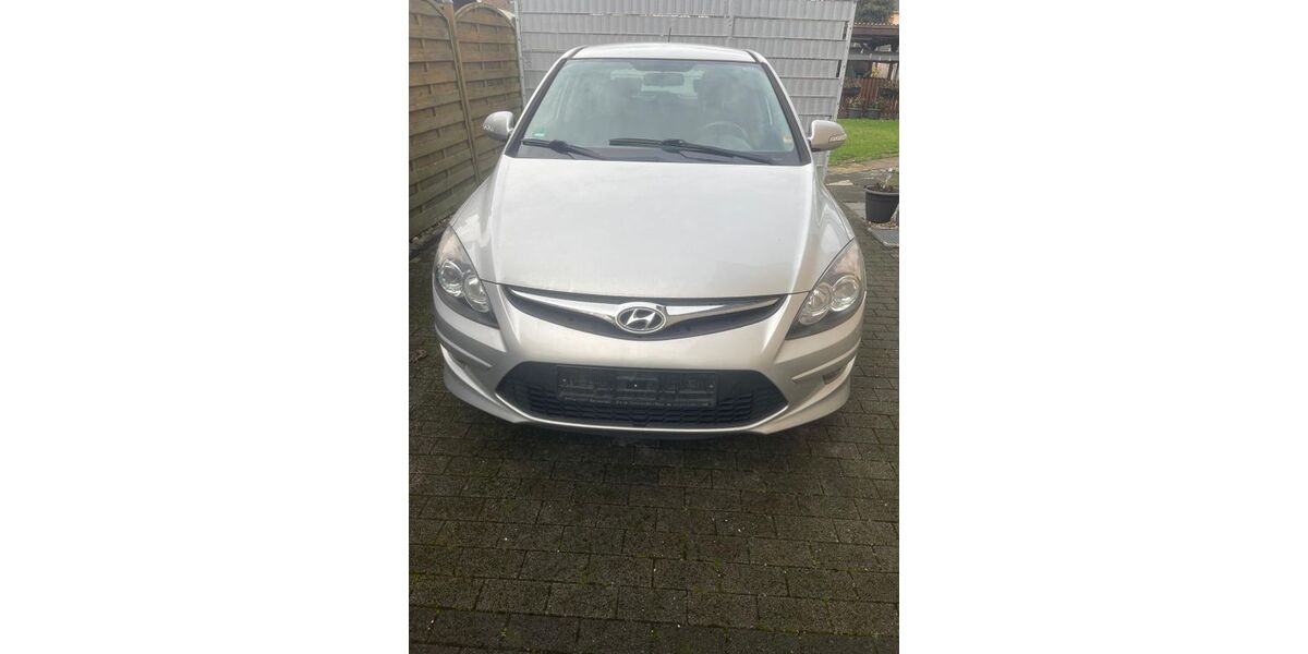 Hyundai i30 176.000 km 3.000 &euro; Herten 45699