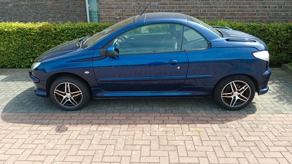 Peugeot 206 182.222 km 2.900 &euro; Geldern 47608