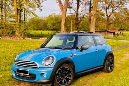 Mini Cooper 87.400 km 7.900 &euro; Marl 45768