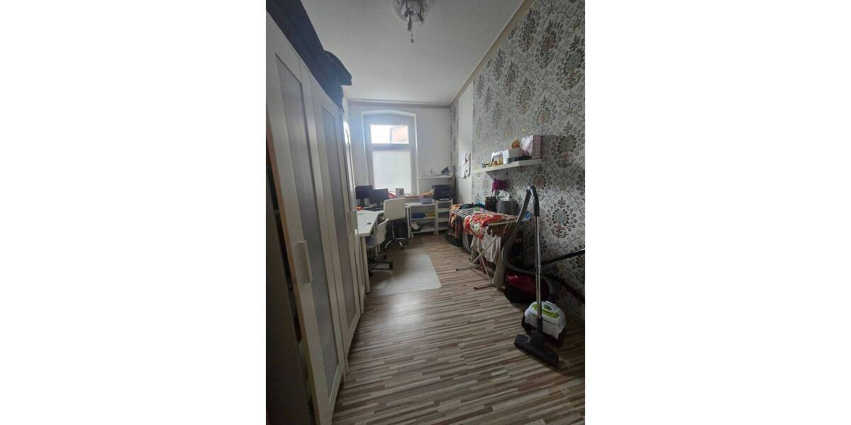 Etagenwohnung Duisburg Bruckhausen - 3 Zimmer, 347 m&sup2;, 240.000&euro; | Angebot:26102284