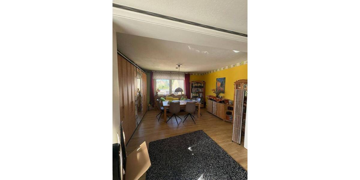 Etagenwohnung Krefeld Oppum - 1 Zimmer, 89 m&sup2;, 950&euro; | Angebot:26244926