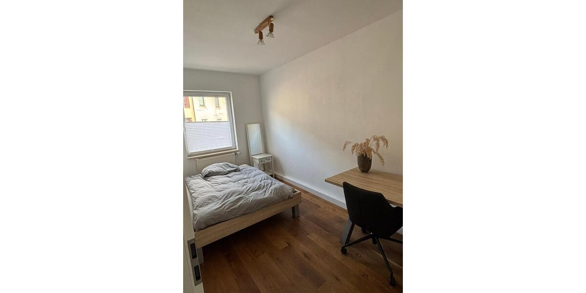 Etagenwohnung Essen Stadtbezirk III - 5 Zimmer, 109 m&sup2;, 292.000&euro; | Angebot:25649533