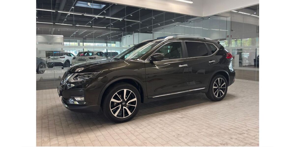 Nissan X-Trail 51.789 km 17.690 &euro; Duisburg 47167