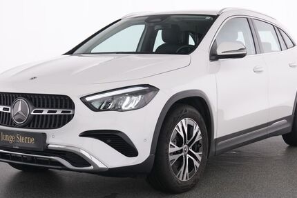 Mercedes-Benz GLA 220 16.479 km 44.785 &euro; Essen 45309