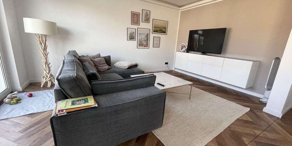 Etagenwohnung Krefeld Cracau - 3.5 Zimmer, 112 m&sup2;, 1.240&euro; | Angebot:25880472