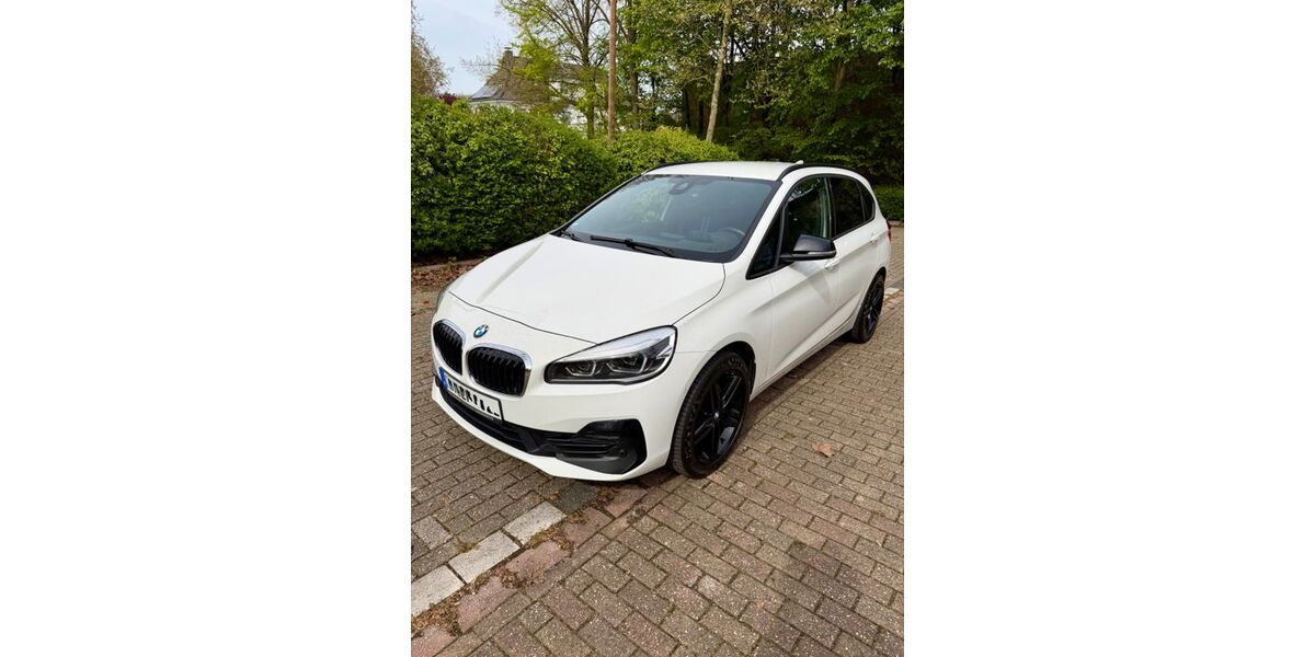 BMW 218 Active Tourer 107.000 km 18.500 &euro; Mülheim an der Ruhr 45481