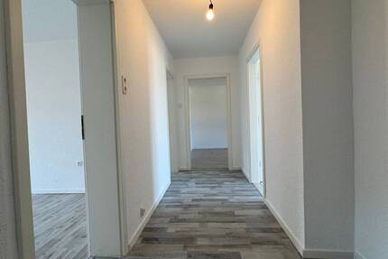 Wohnung Duisburg / Untermeiderich Untermeiderich - 3 Zimmer, 70 m&sup2;, 800&euro; | Angebot:26291260