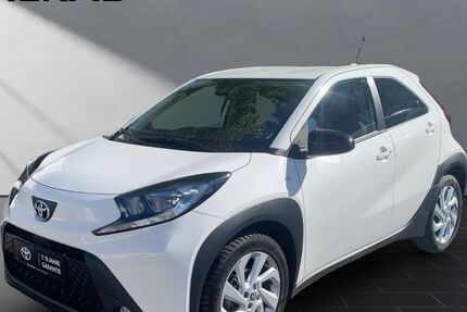 Toyota Aygo (X) 7.000 km 14.941 &euro; Duisburg 47055