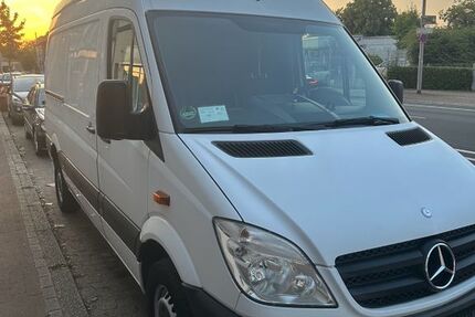 Mercedes-Benz Sprinter 195.000 km 10.399 &euro; Oberhausen 46045