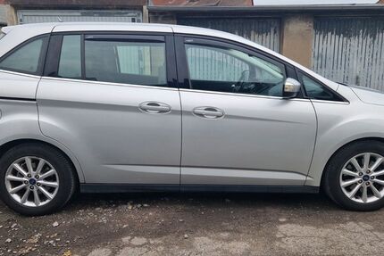 Ford Grand C-Max 169.000 km 8.499 &euro; Gelsenkirchen 45881