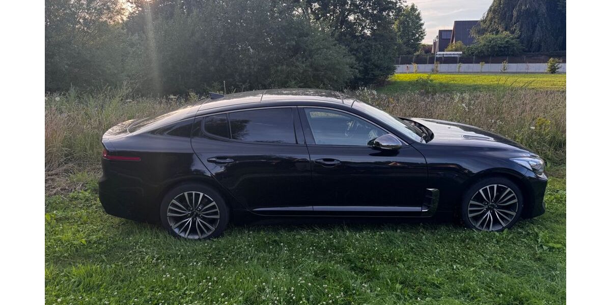 Kia Stinger 129.000 km 24.000 &euro; Voerde 46562