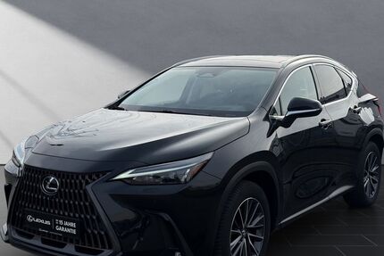 Lexus NX 350h 31.920 km 47.450 &euro; Wesel 46485